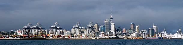 Auckland in de ochtendzon
