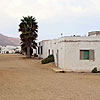 Alleen maar zandweggetjes tussen de huizen van Caleta del Sebo op Isla Graciosa
Alleen maar zandweggetjes tussen de huizen van Caleta del Sebo op Isla Graciosa